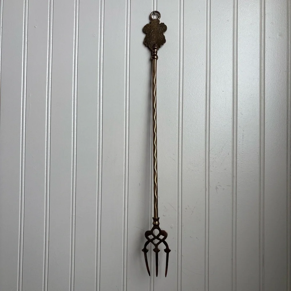 Vintage Peerage Brass Toasting Fork Fireplace Hearth Kitchen Wall Decor Stamford
